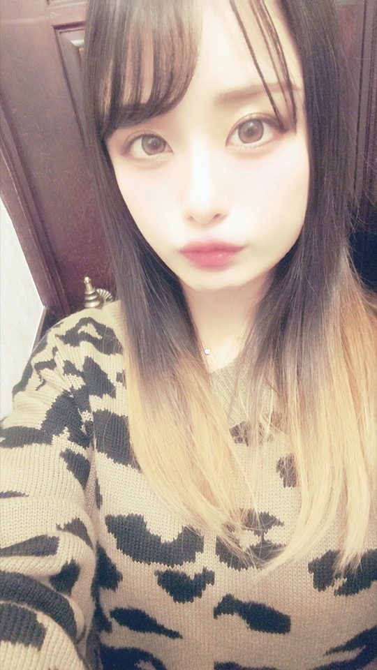 Girls Lounge & Bar Azulのキャスト ゆな
